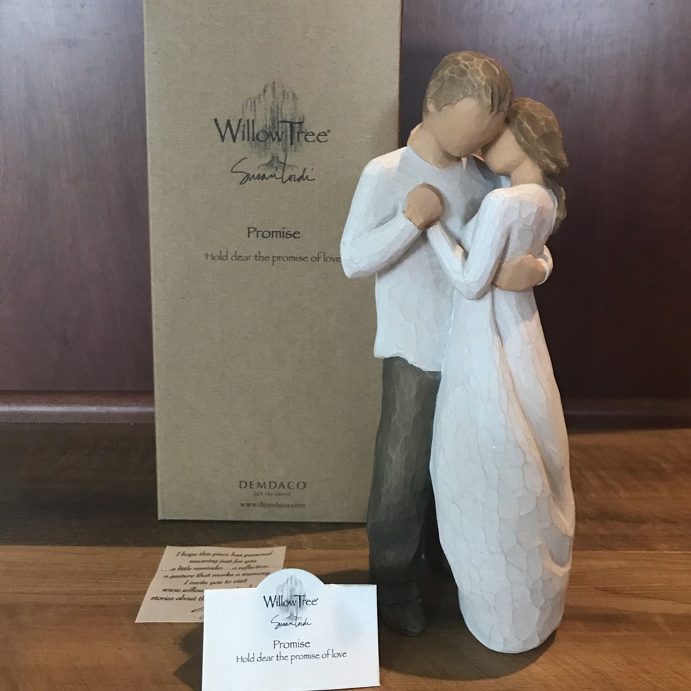 Willow Tree figurine “Promise”